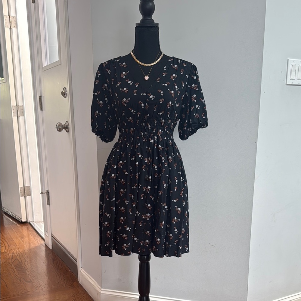 Madewell Black and White Puff Sleeve Sundress